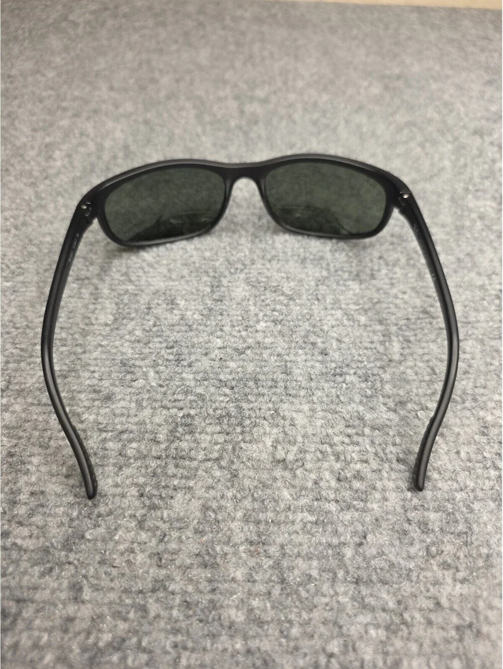 EUC Ray-Ban Predator 2 RB2027 W1847 3N Black Wrap Sunglasses G-15 Green Italy